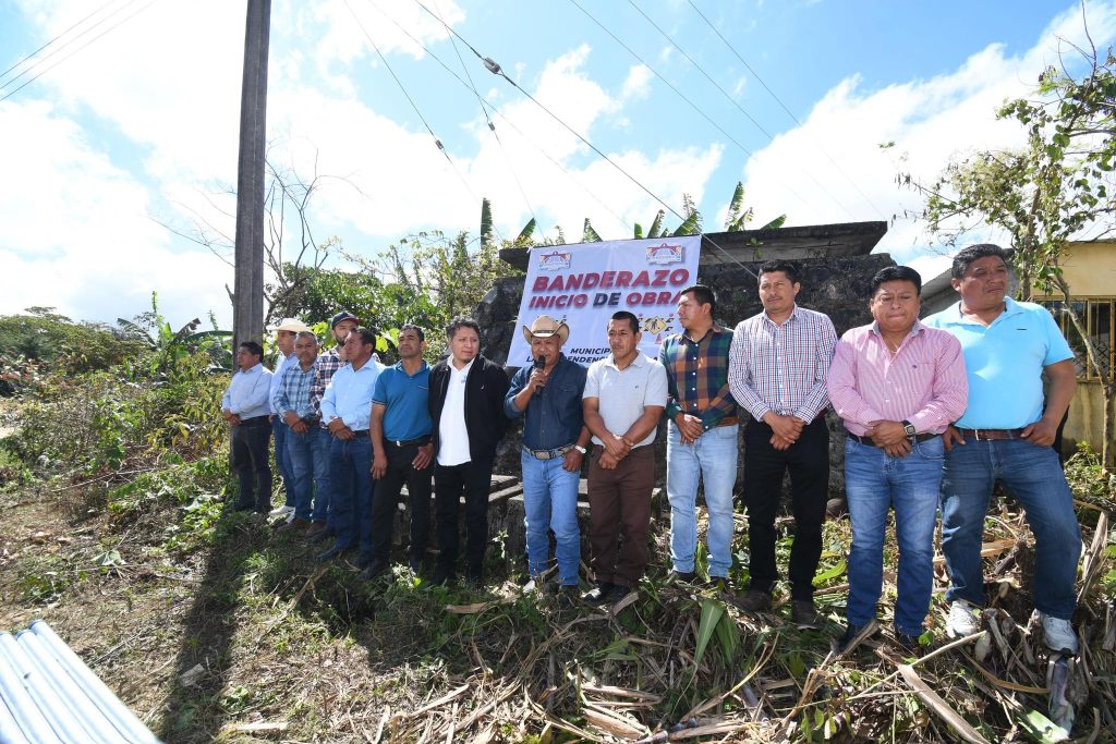 Rehabilitación de líneas de conducción de agua potable en Nuevo Ojo de Agua,